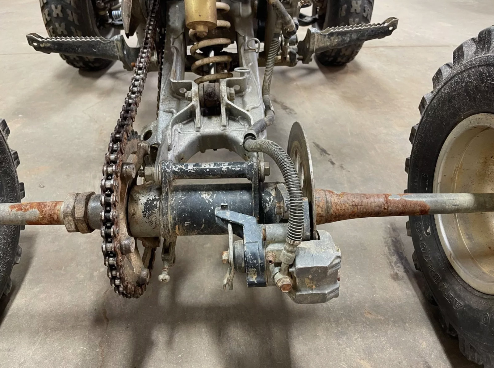 2001 yamaha banshee 350 yfz350 - Image 2