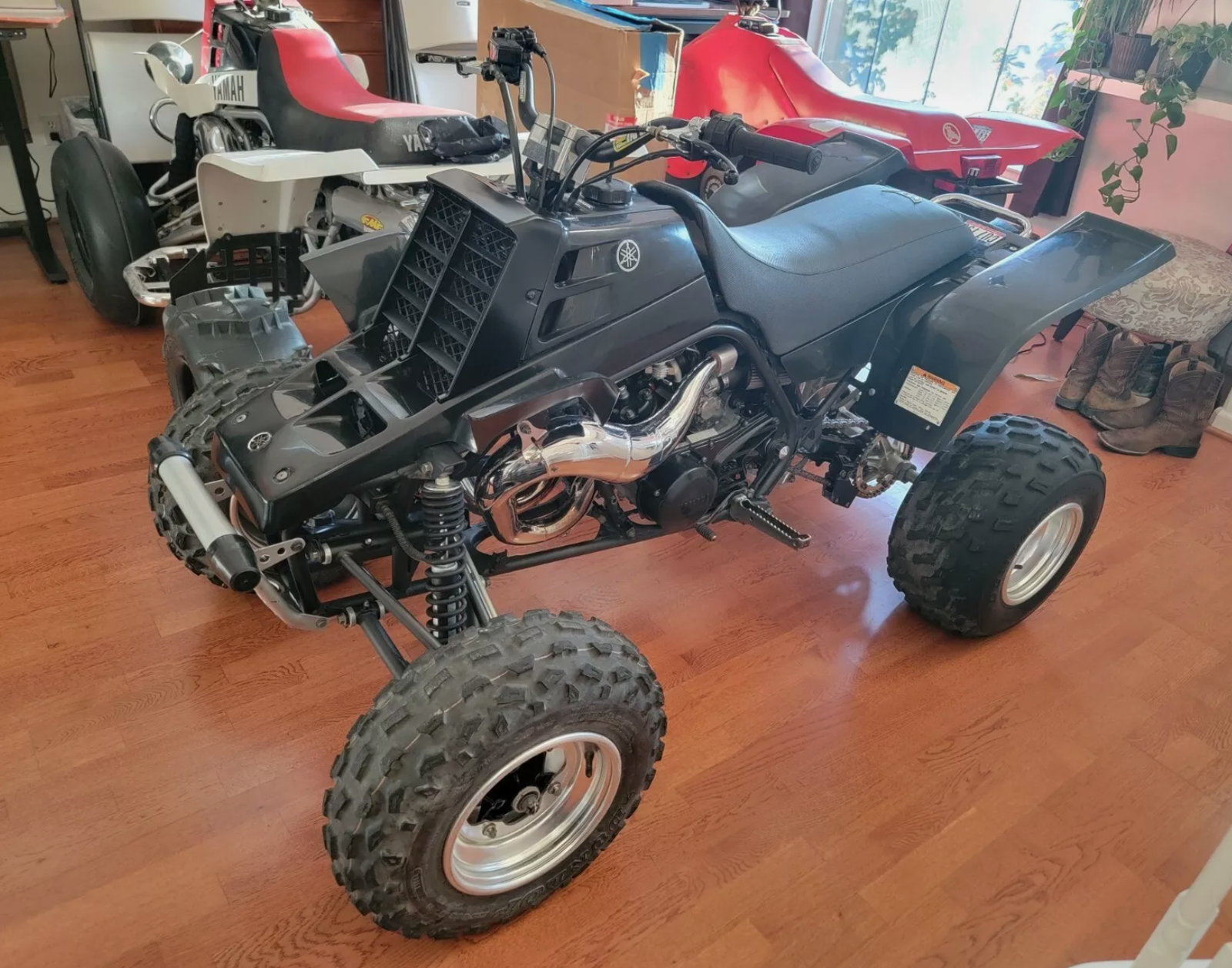 2005 Yamaha Banshee YZ350 SPECIAL EDITION - Image 2